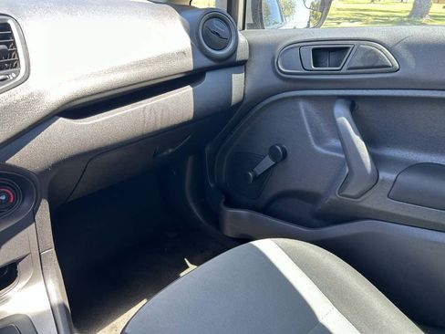 Used 2017 Ford Fiesta S image 14