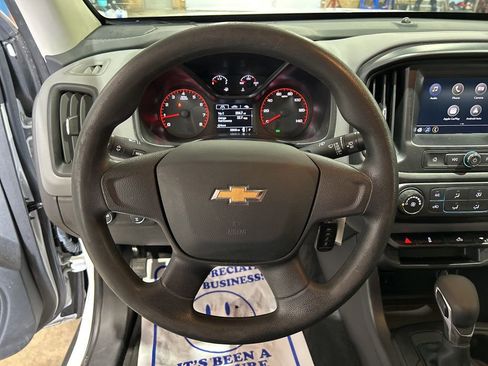Used 2022 Chevrolet Colorado W/T AWD/4WD image 21