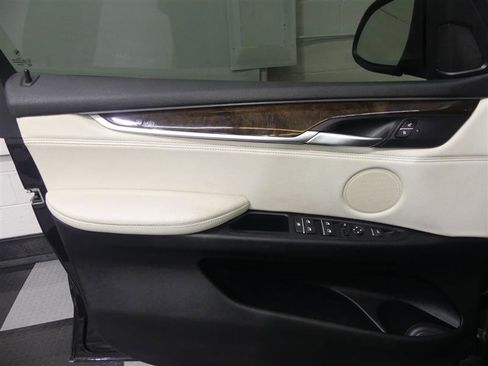 Used 2016 BMW X5 xDrive35i image 16