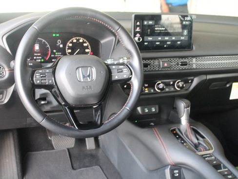 Used 2026 Honda HR-V Sport image 18