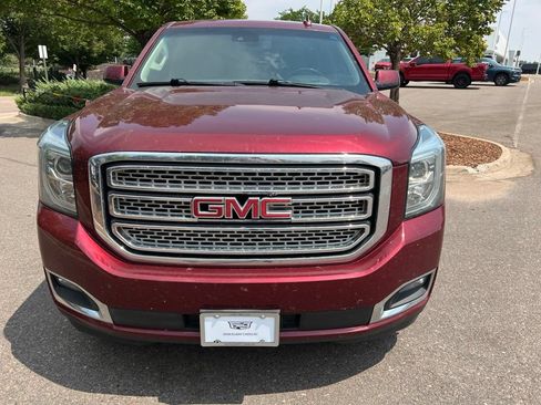 Used 2019 GMC Yukon XL SLT w/ Open Road Package AWD/4WD image 8