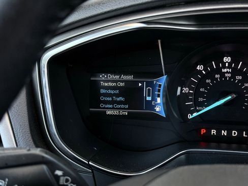 Used 2018 Ford Fusion SE w/ Equipment Group 602A FWD image 30