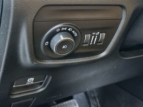 Used 2022 Jeep Grand Cherokee Summit w/ Adv Protech Group IV AWD/4WD image 20