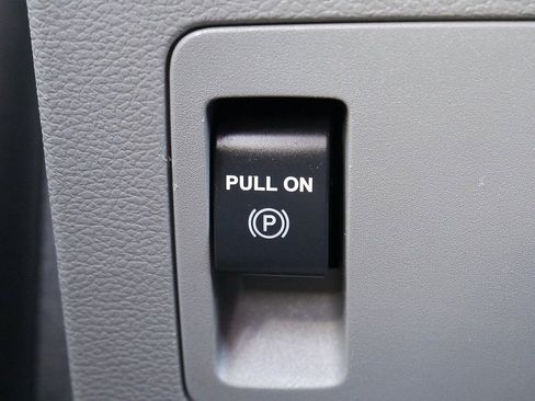 Used 2018 Ford F150 XL w/ Equipment Group 101A Mid AWD/4WD image 26