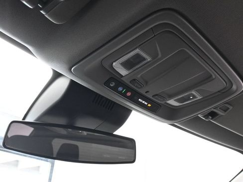 Used 2022 Chevrolet Silverado 1500 Custom RWD image 22
