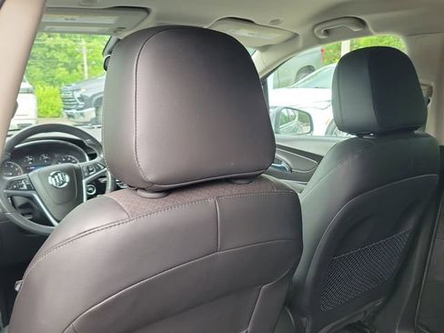 Used 2020 Buick Encore Preferred w/ Safety Package FWD image 11