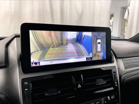 Used 2023 Lexus GX 460 Luxury w/ Sport Design Package image 19