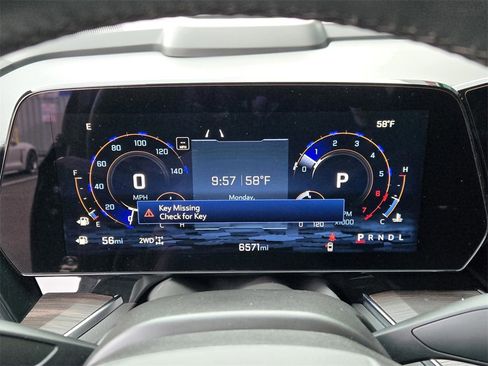 Used 2025 Chevrolet Tahoe LT image 24