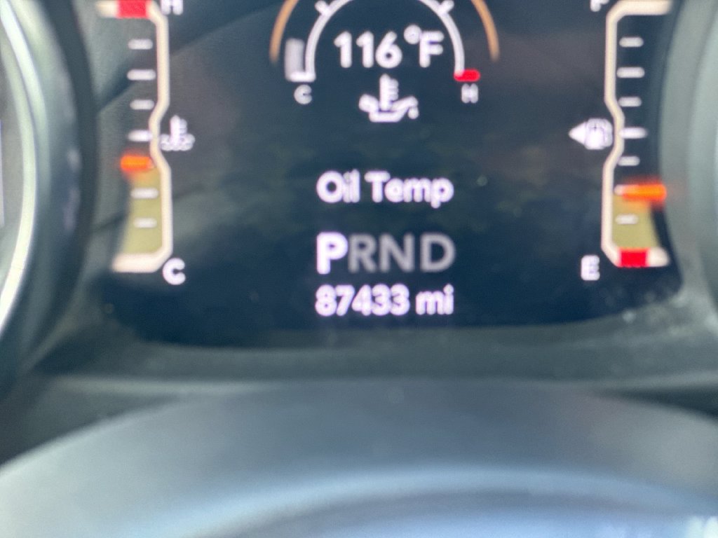 Used 2019 Jeep Wrangler Unlimited Sahara AWD/4WD image 13