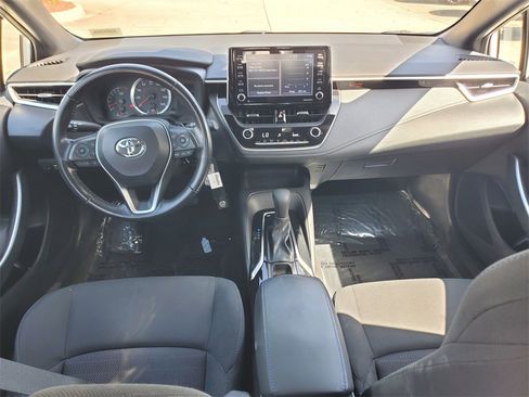 Used 2021 Toyota Corolla SE image 9