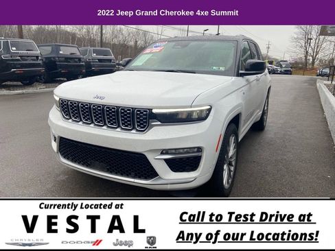 Used 2022 Jeep Grand Cherokee Summit w/ Advanced Protech Group IV image 4