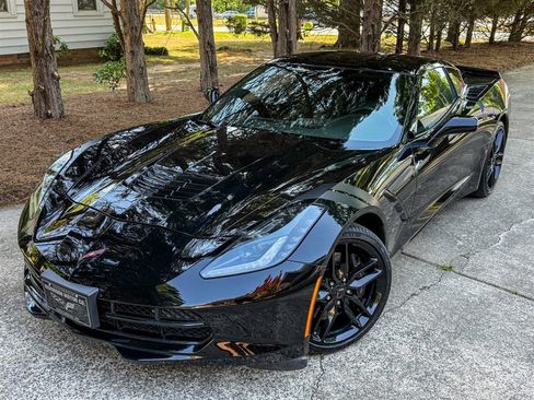 Used 2016 Chevrolet Corvette Stingray Coupe w/ Carbon Flash Badge Package RWD image 5