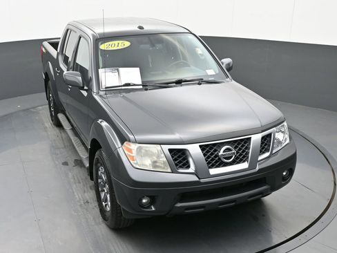 Used 2015 Nissan Frontier PRO-4X image 42