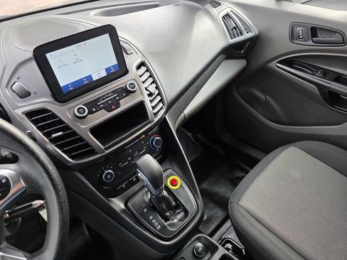 Used 2020 Ford Transit Connect XL image 19
