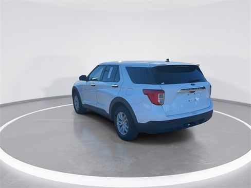 Certified 2021 Ford Explorer 2WD w/ Class III Trailer Tow Package image 5