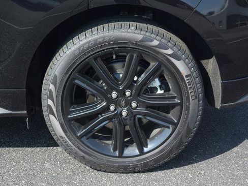 Certified 2023 Ford Edge ST-Line AWD/4WD image 7
