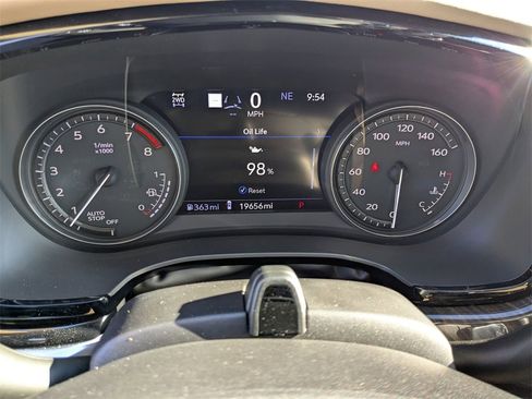 Certified 2024 Cadillac XT6 Sport w/ Platinum Package image 4