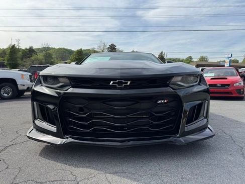 Used 2023 Chevrolet Camaro ZL1 RWD image 6