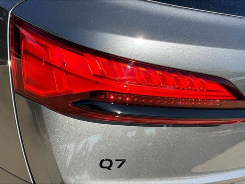 New 2026 Audi Q7 3.0T Premium Plus image 14