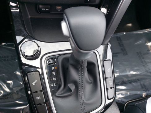 Used 2024 Kia Seltos EX FWD image 23