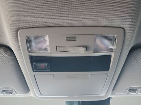 Used 2021 Toyota Tacoma SR5 image 43