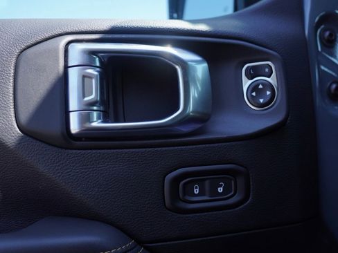 New 2025 Jeep Wrangler Unlimited Rubicon 392 image 11