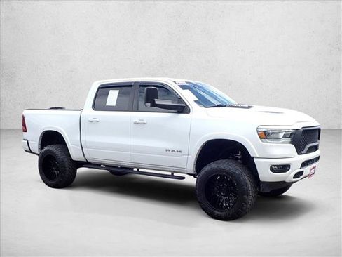 Used 2022 RAM 1500 Laramie w/ Sport Appearance Package AWD/4WD image 6