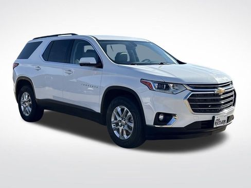 Used 2020 Chevrolet Traverse LT image 19