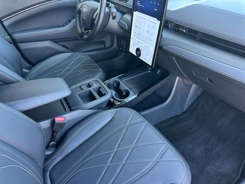 Certified 2025 Ford Mustang Mach-E Select w/ Comfort Package Lite AWD/4WD image 16