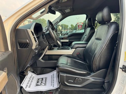 Used 2018 Ford F250 Lariat w/ Lariat Ultimate Package AWD/4WD image 15