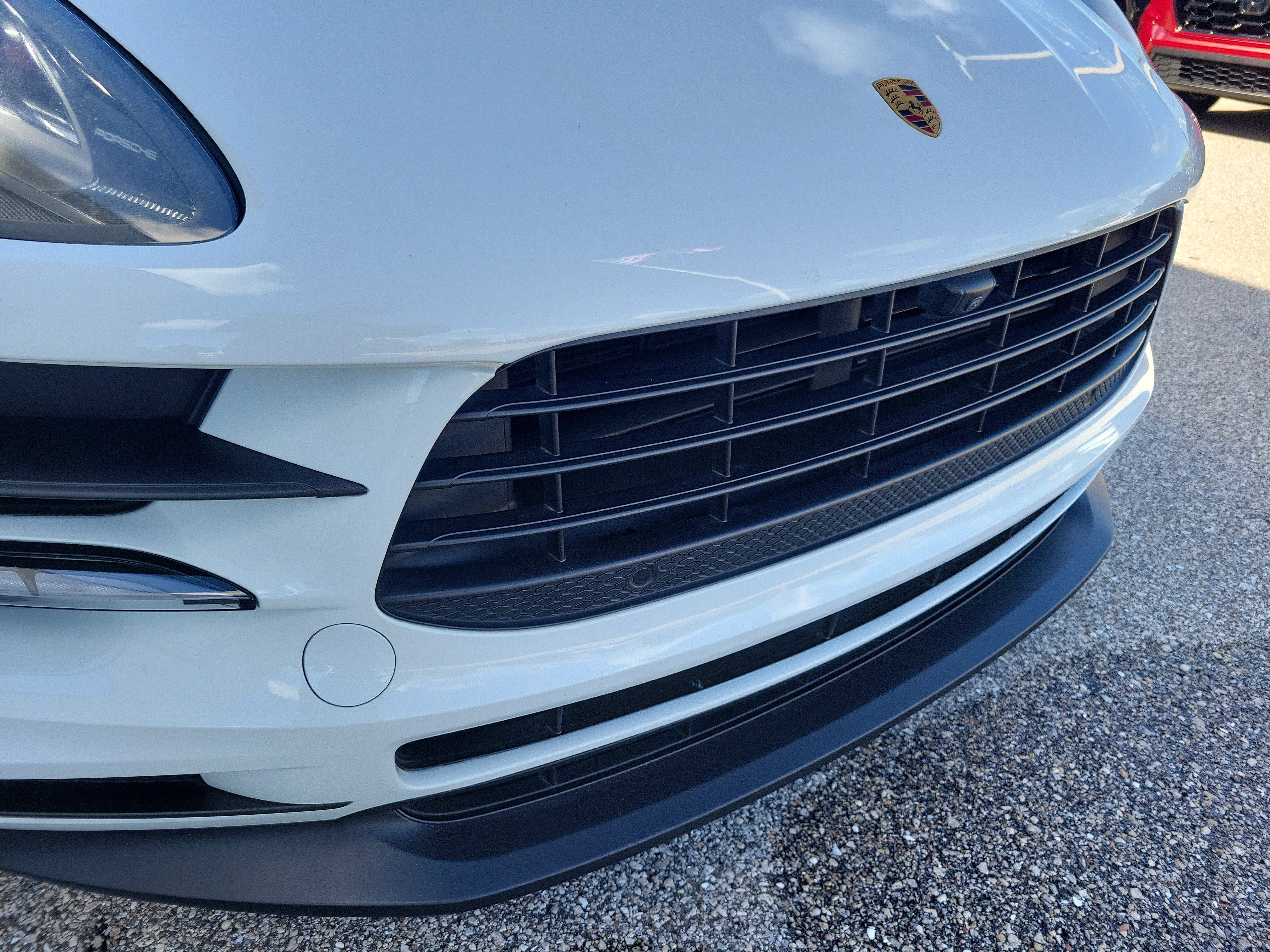 Used 2021 Porsche Macan AWD/4WD image 12
