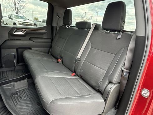 Used 2025 Chevrolet Silverado 1500 LT Trail Boss w/ LPO, Dark Essentials Package image 28