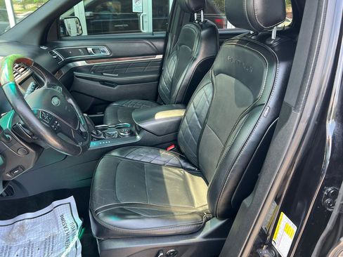 Used 2016 Ford Explorer Platinum AWD/4WD image 13
