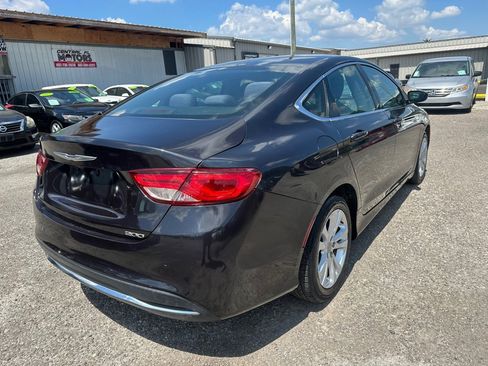 Used 2016 Chrysler 200 Limited image 6