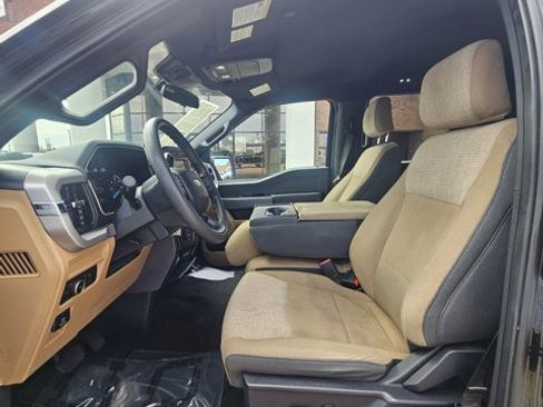 Used 2023 Ford F150 XLT image 11