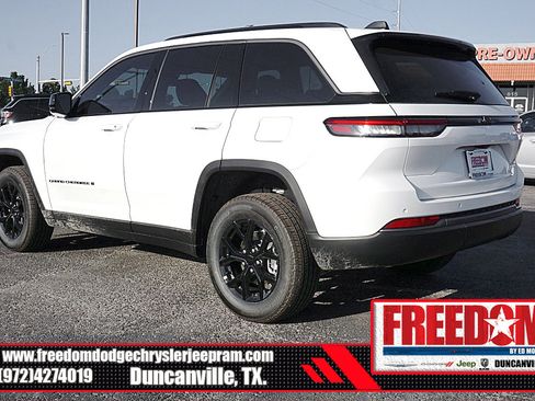 New 2026 Jeep Grand Cherokee Altitude RWD image 3
