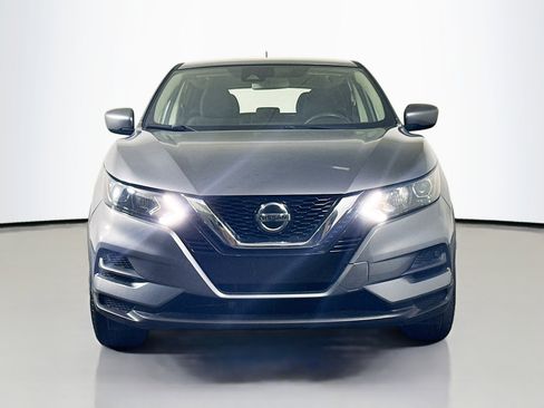 Used 2020 Nissan Rogue Sport S w/ Appearance Package FWD image 2