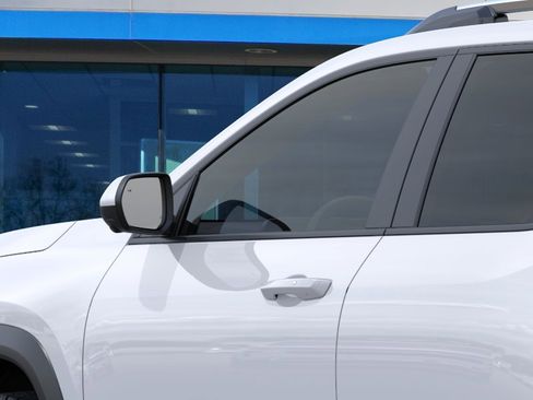 New 2026 Chevrolet Equinox LT w/ Convenience Package II FWD image 12