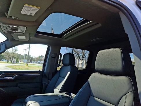 New 2026 Chevrolet Silverado 1500 RST w/ Dark Appearance Package AWD/4WD image 11