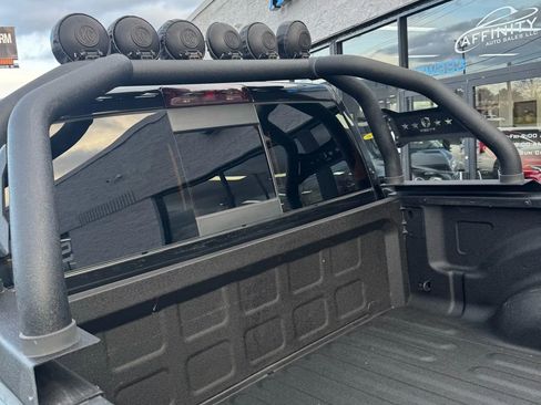 Used 2018 RAM 2500 Laramie w/ Sport Appearance Group image 27