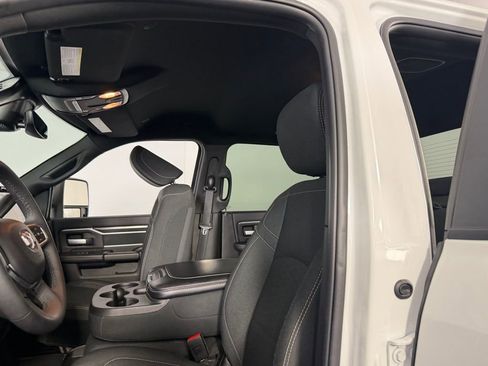 Used 2025 RAM 2500 Big Horn image 15