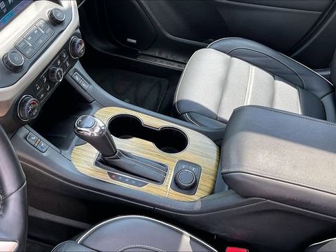 Used 2018 GMC Acadia Denali FWD image 18