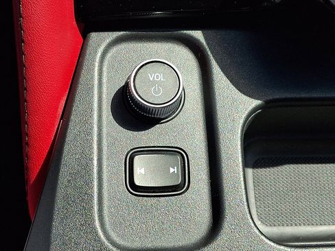 Used 2025 Acura MDX Type S AWD/4WD image 30