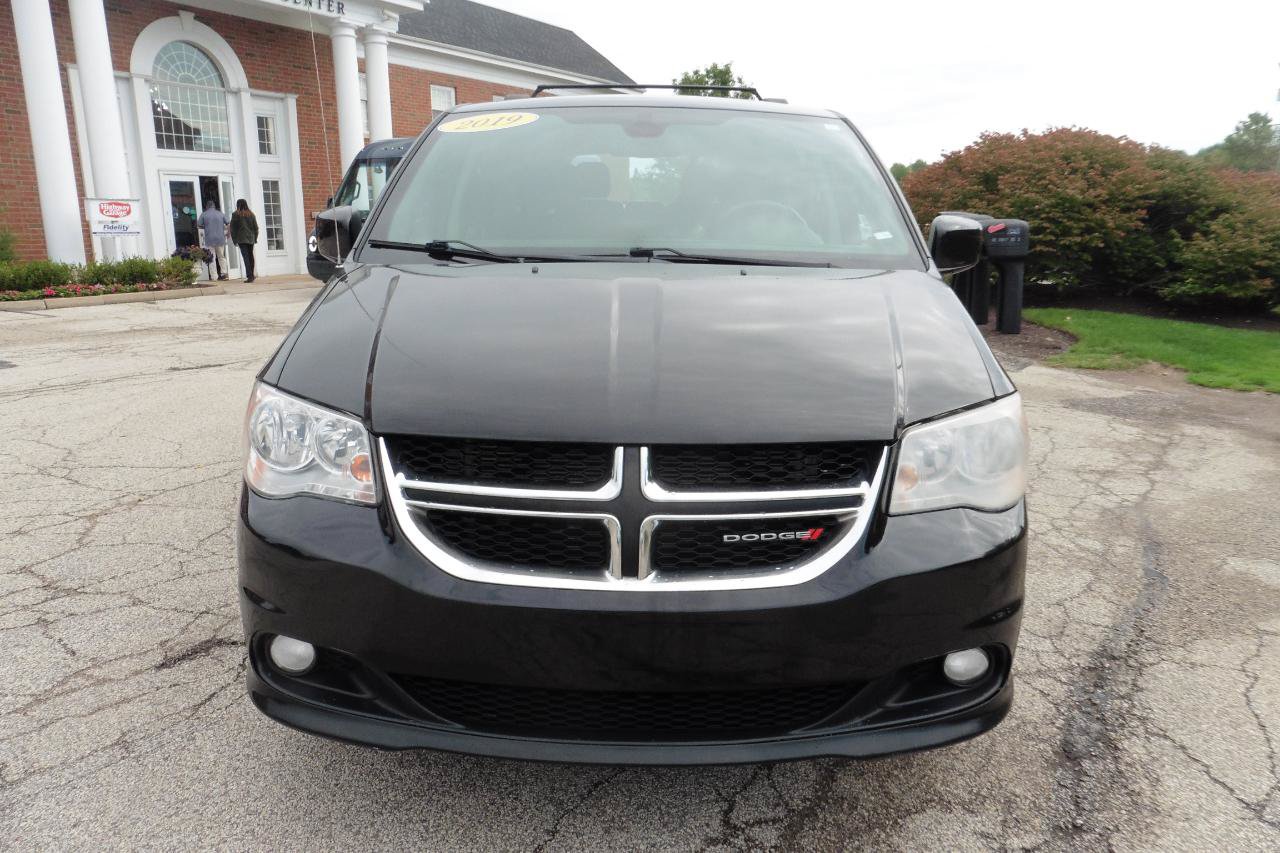 Used 2019 Dodge Grand Caravan SXT FWD image 24