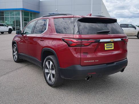 Used 2022 Chevrolet Traverse LT w/ LT Premium Package AWD/4WD image 8