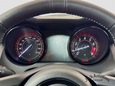 Used 2017 Jaguar F-TYPE SVR image 15