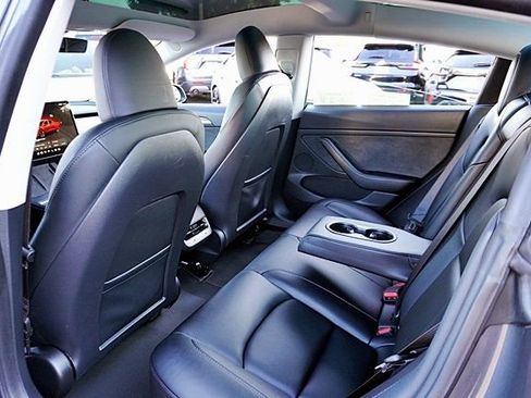 Used 2023 Tesla Model 3 Standard Range RWD image 19