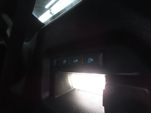 Used 2024 Ford Explorer ST w/ Technology Package AWD/4WD image 37