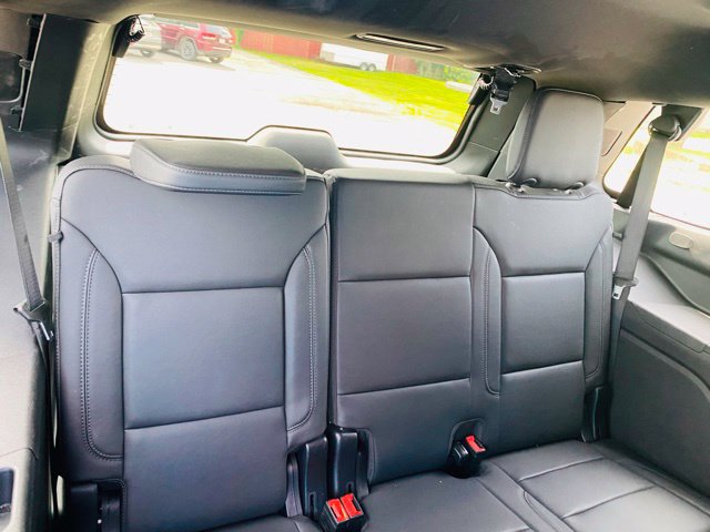 Used 2025 Chevrolet Tahoe LT RWD image 16