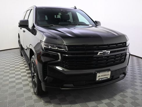 Used 2023 Chevrolet Suburban RST w/ Luxury Package AWD/4WD image 9